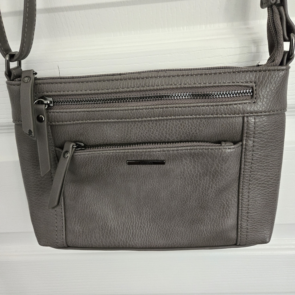 Roots crossbody handbag